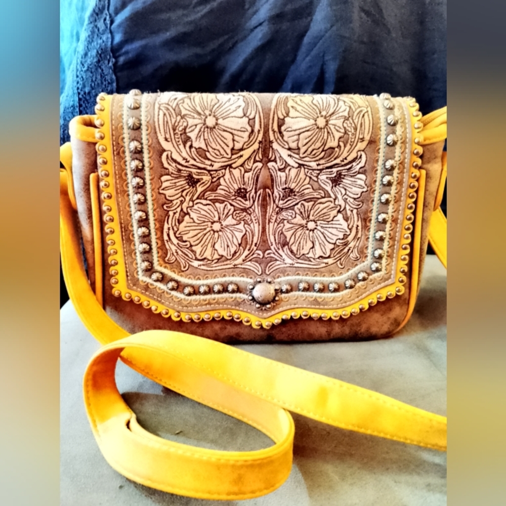 Montana West Floral Embroidered Studded Western Style Adjustable Crossbody Purse
